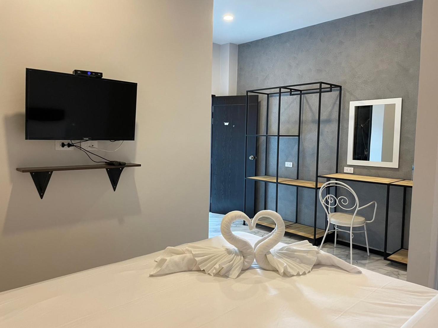 Terminal 58 Otel Ban Mut Dok Khao Dış mekan fotoğraf